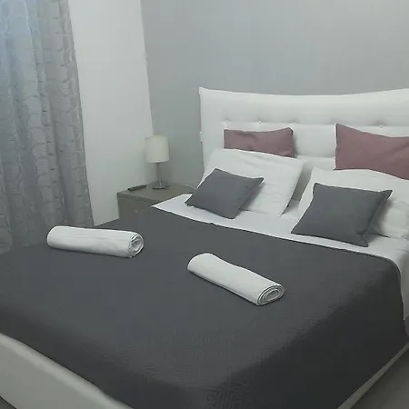 法拉利奥尼旅馆 泰拉西尼