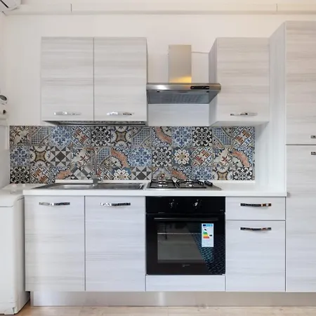 I Faraglioni Comfort Bed & Breakfast 2*